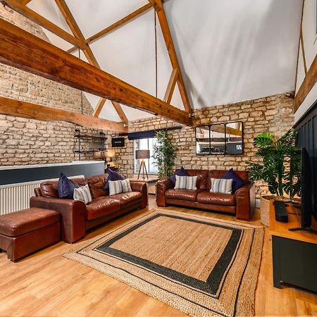 Luxury Town Centre Loft Apartment In Converted Granary Stamford Exterior photo