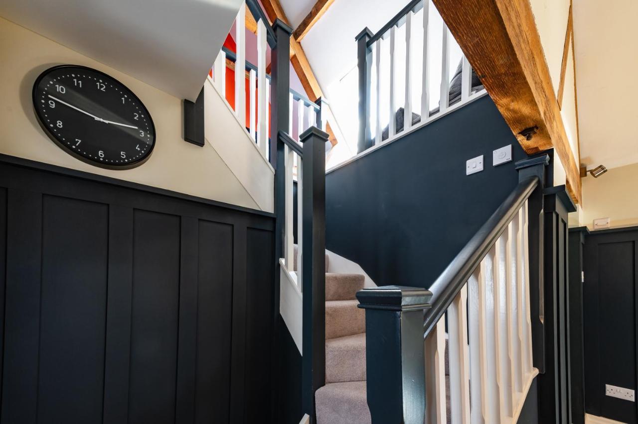 Luxury Town Centre Loft Apartment In Converted Granary Stamford Exterior photo