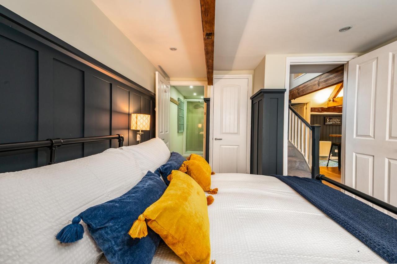 Luxury Town Centre Loft Apartment In Converted Granary Stamford Exterior photo